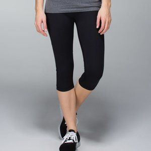 Lululemon Ruched Black Crop Leggings